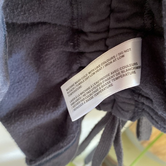 FIG CHALET Vancouver sweater navy blue size medium - Picture 5 of 9